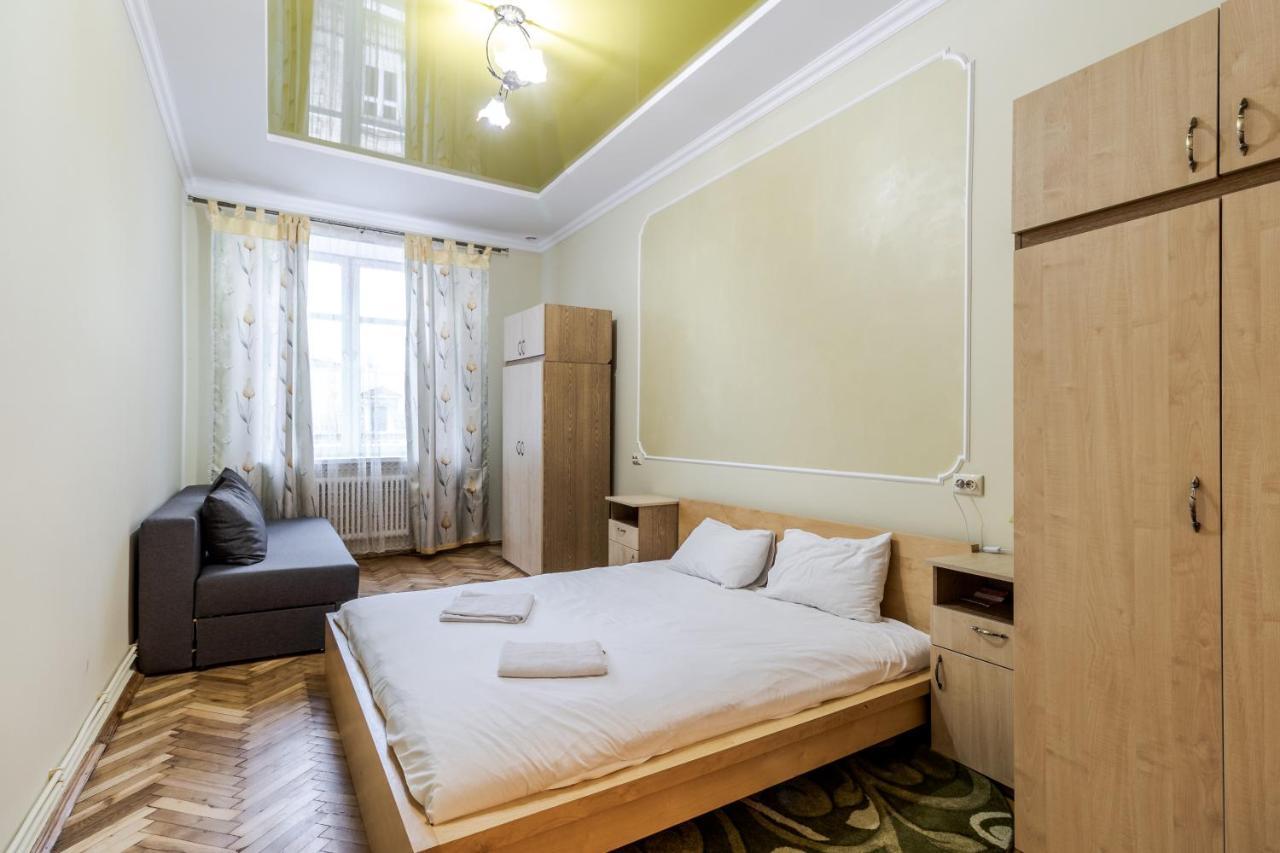 לבוב Akademika Hnatyuka Apartment מראה חיצוני תמונה
